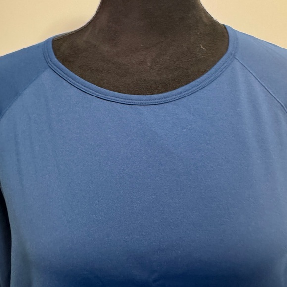 Halara Long Sleeve Contrast Mesh Workout Sports Top Navy - Picture 5 of 10